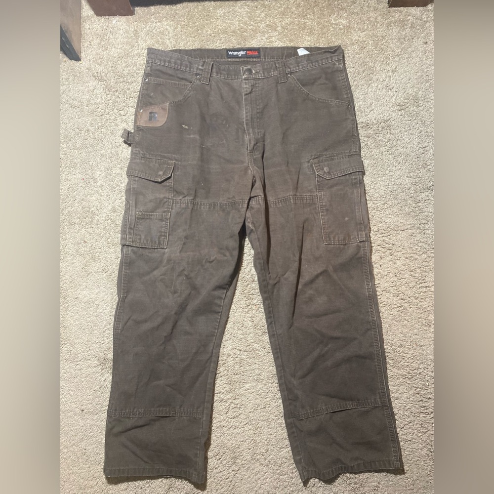 Distressed baggy brown Wrangler x Riggs Workwear cargo pants